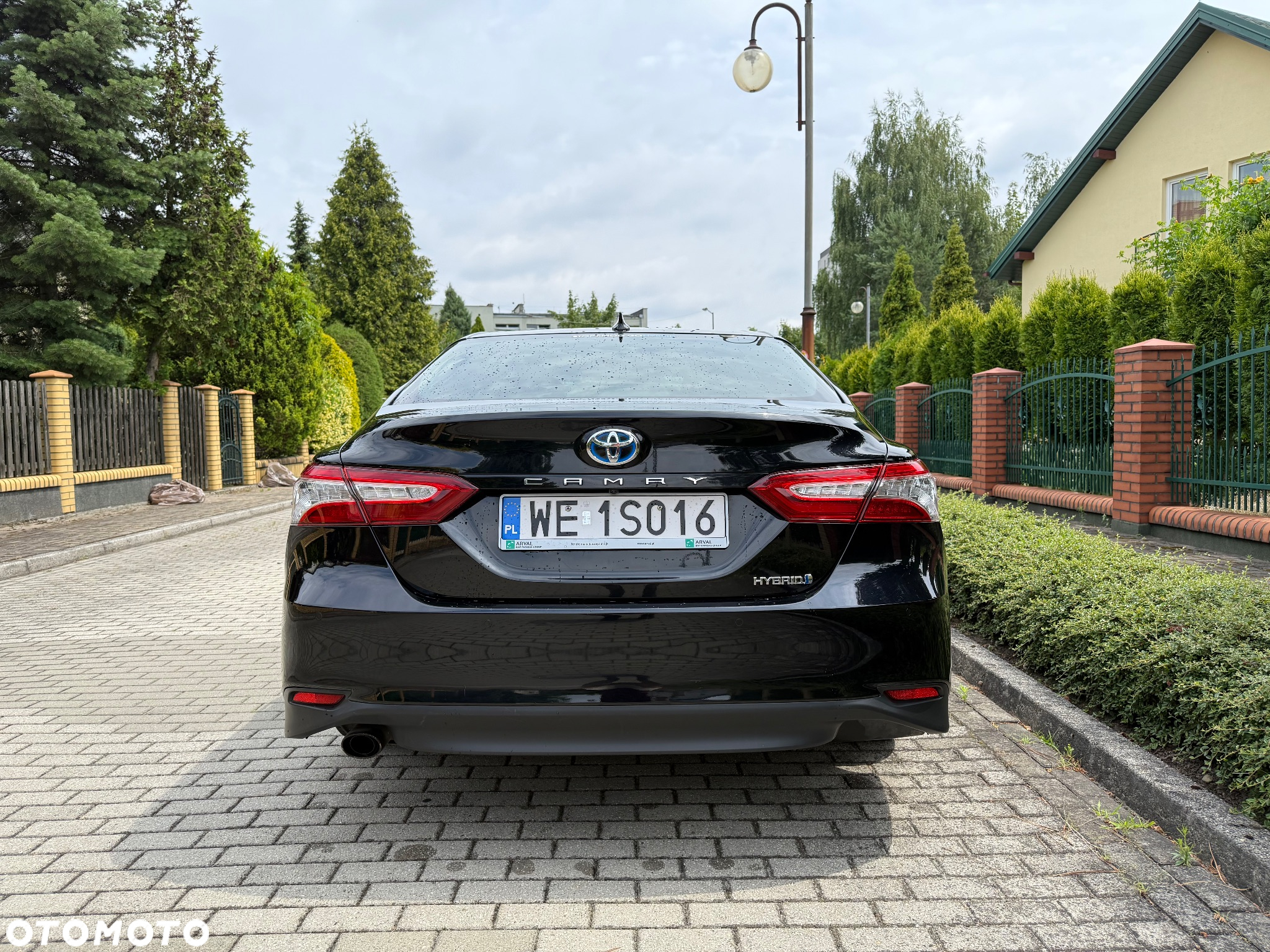 Toyota Camry 2.5 Hybrid Executive CVT - 23