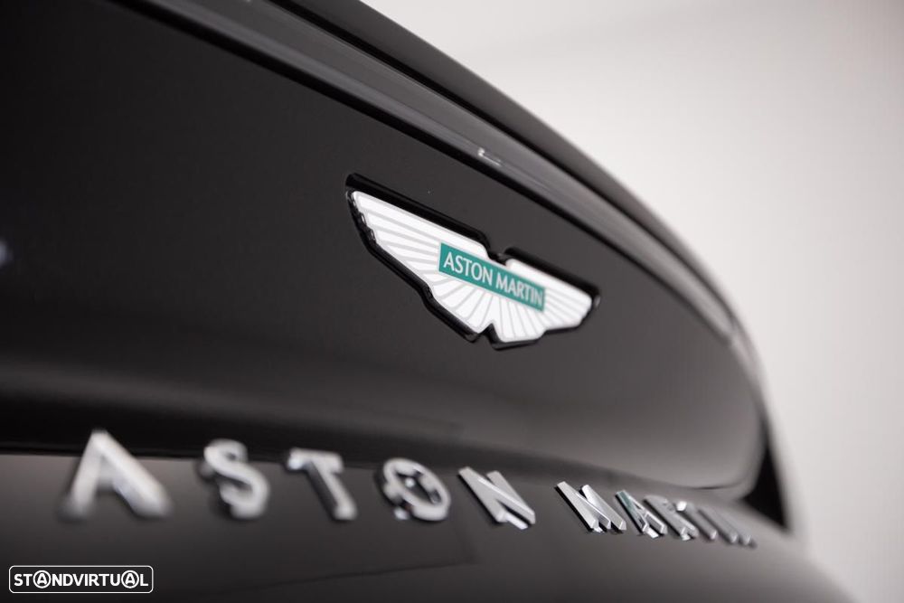 Aston Martin DBX 707 - 27