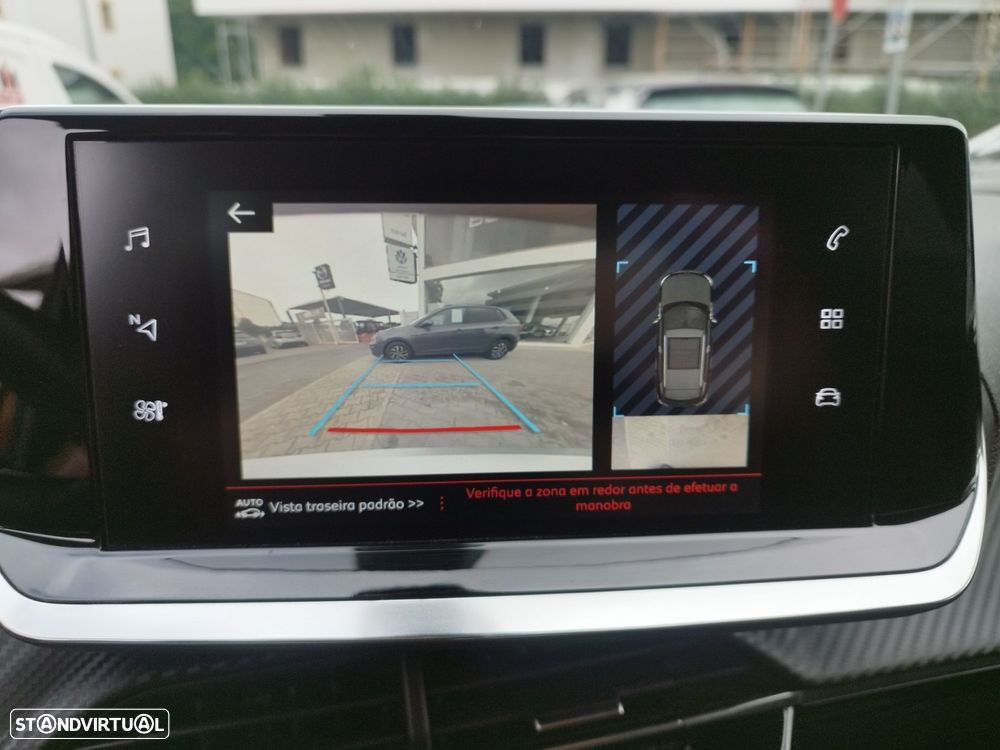 Peugeot 2008 1.2 PureTech Allure - 8