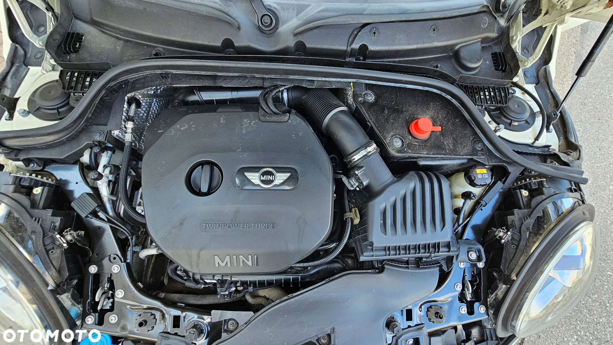 MINI Cooper Standard - 24