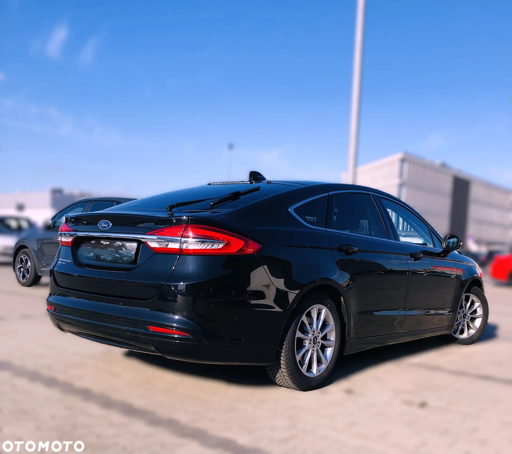Ford Mondeo 2.0 EcoBlue Titanium - 5