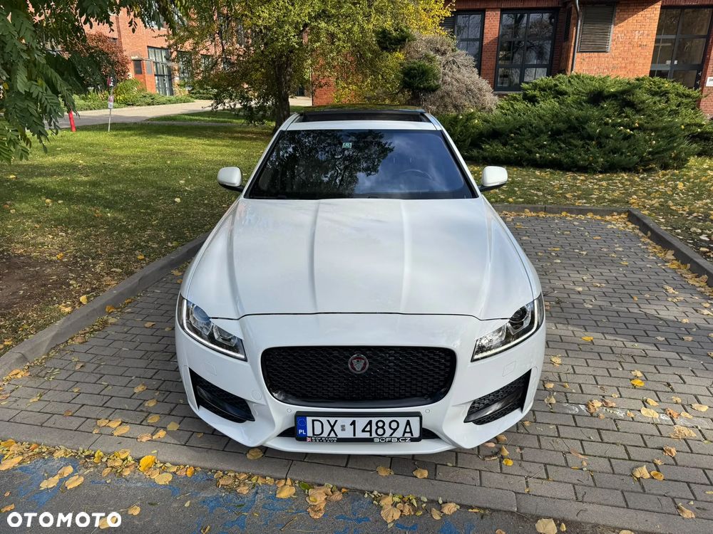 Jaguar XF - 3
