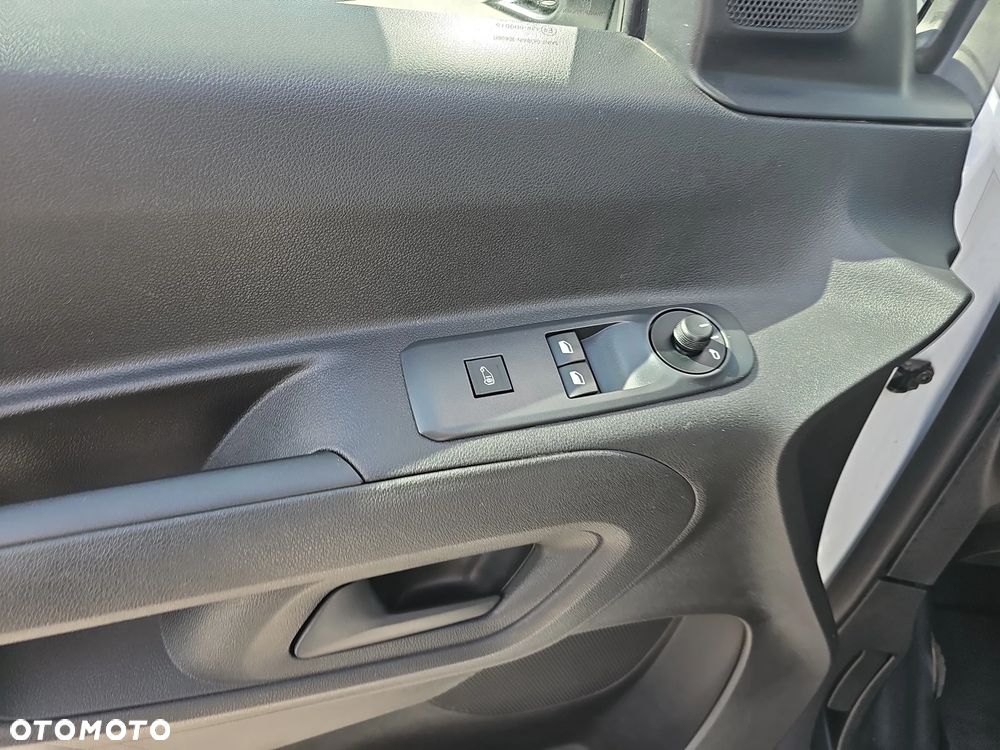 Toyota ProAce - 13