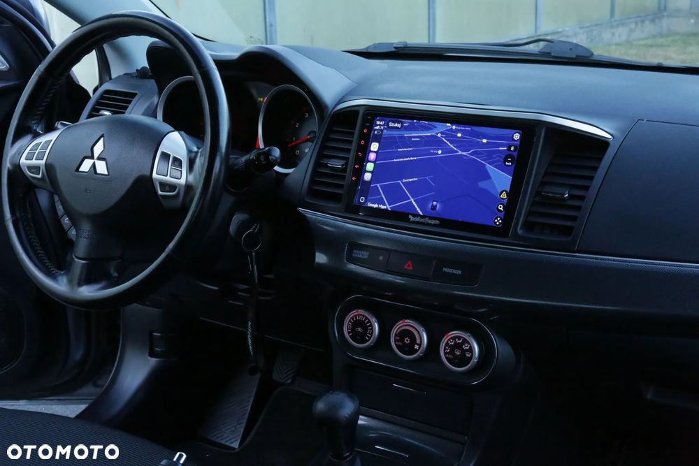 Mitsubishi Lancer 1.8 Intense - 16