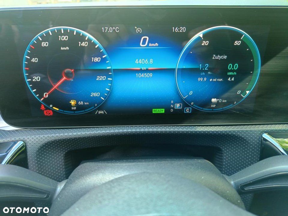 Mercedes-Benz CLA - 16