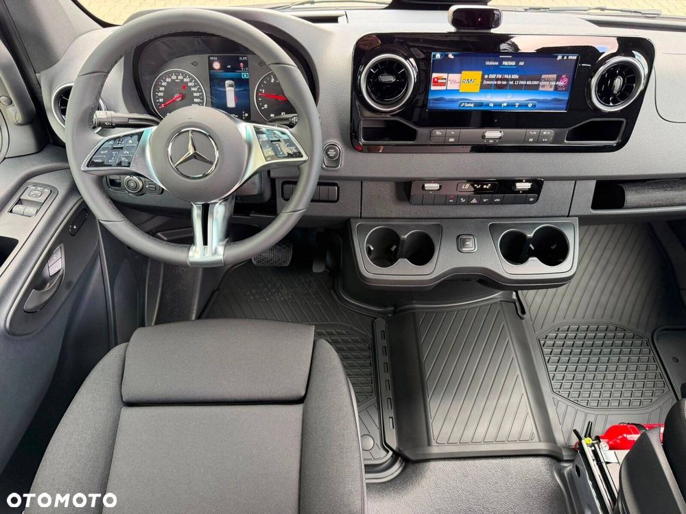 Mercedes-Benz Sprinter 319 CDI KA OM654 długi PRO - 15