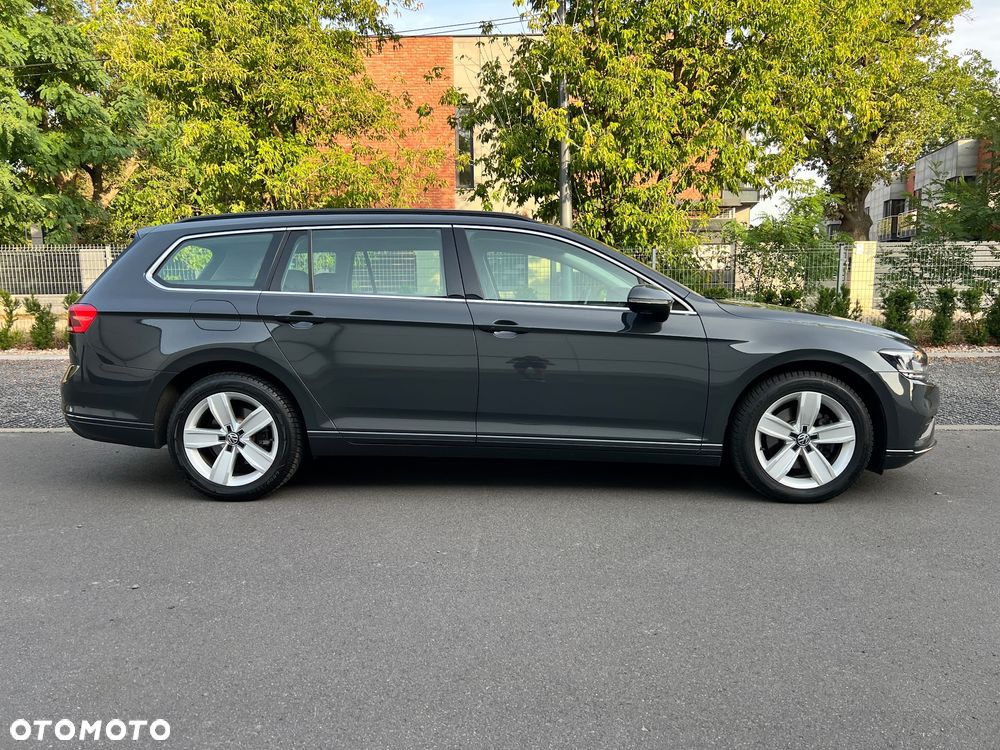 Volkswagen Passat 2.0 TDI Business DSG - 3