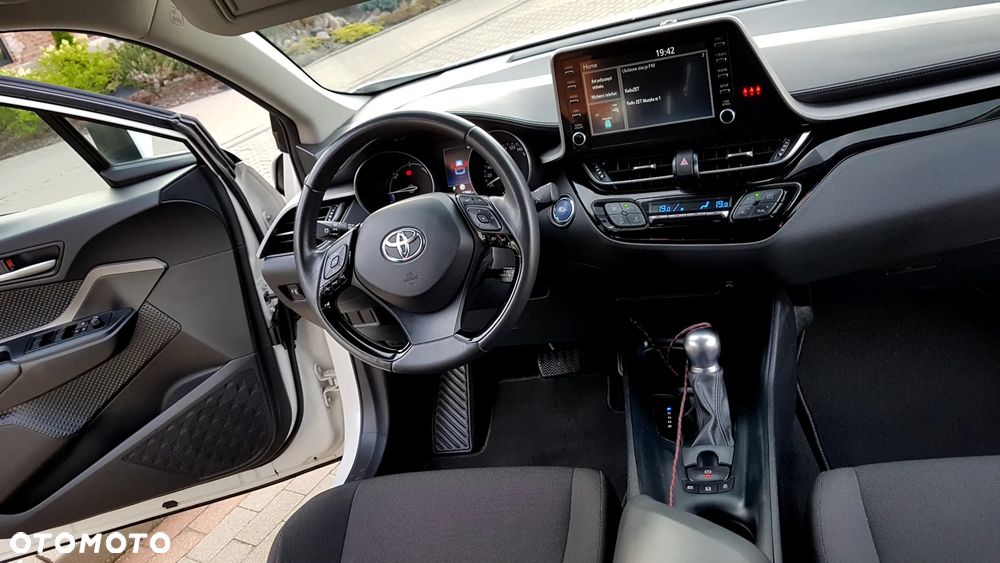 Toyota C-HR 1.8 Hybrid Comfort - 17