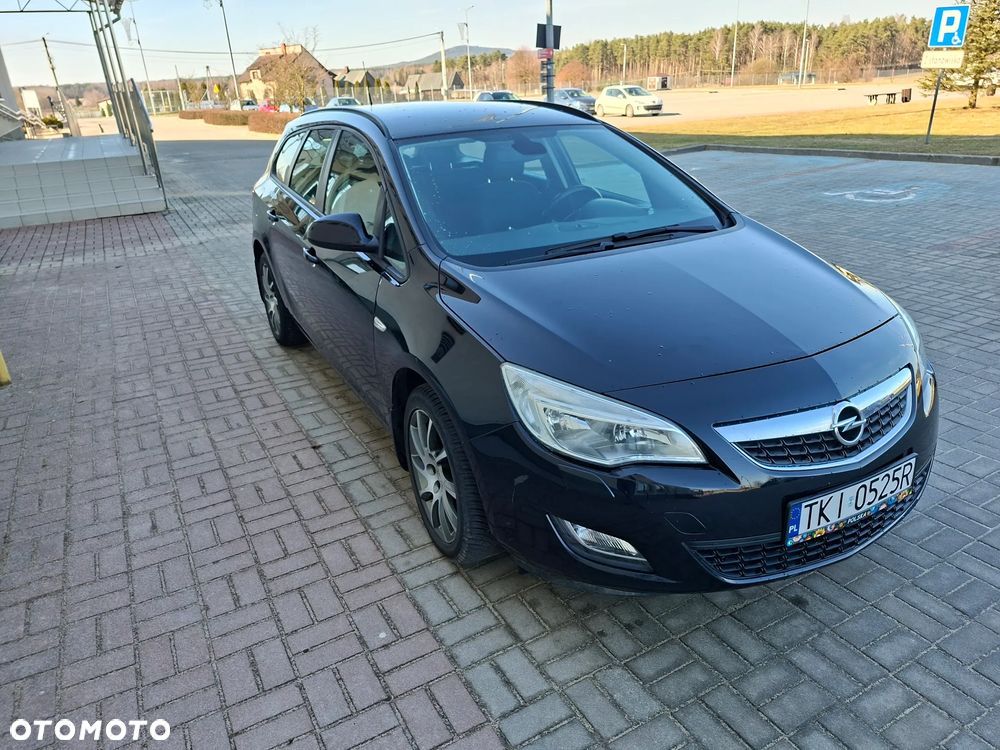 Opel Astra 1.4 Turbo - 4