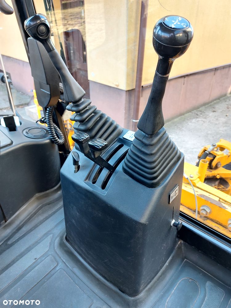 JCB 2CX 4WS - 19