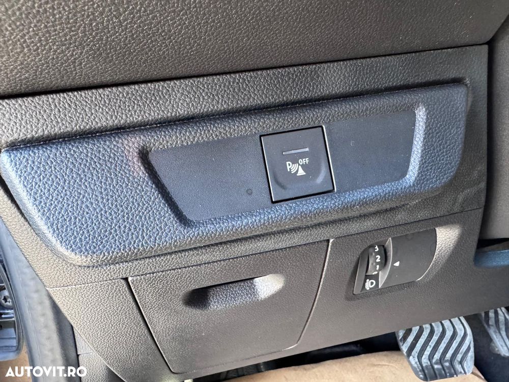 Dacia Logan TCe 90 CVT Comfort - 17