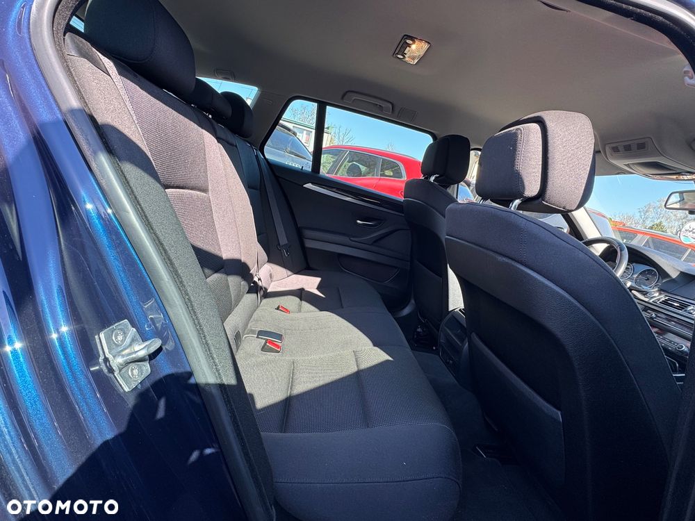 BMW Seria 5 520d - 11