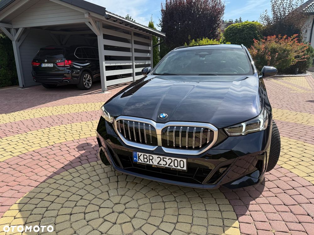 BMW Seria 5 520d xDrive - 4