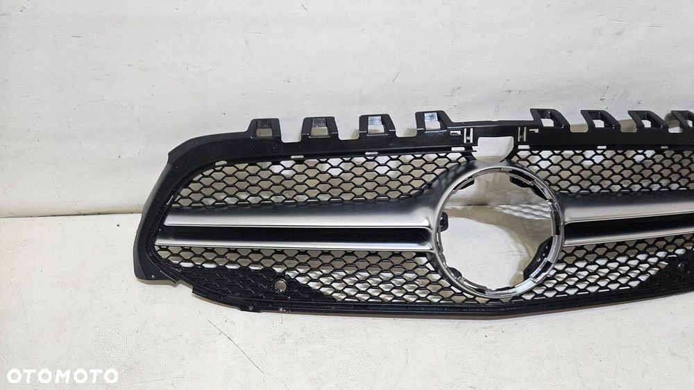 GRILL ATRAPA CHŁODNICY MERCEDES A-KLASA 3.5 AMG A1778882900 - 2