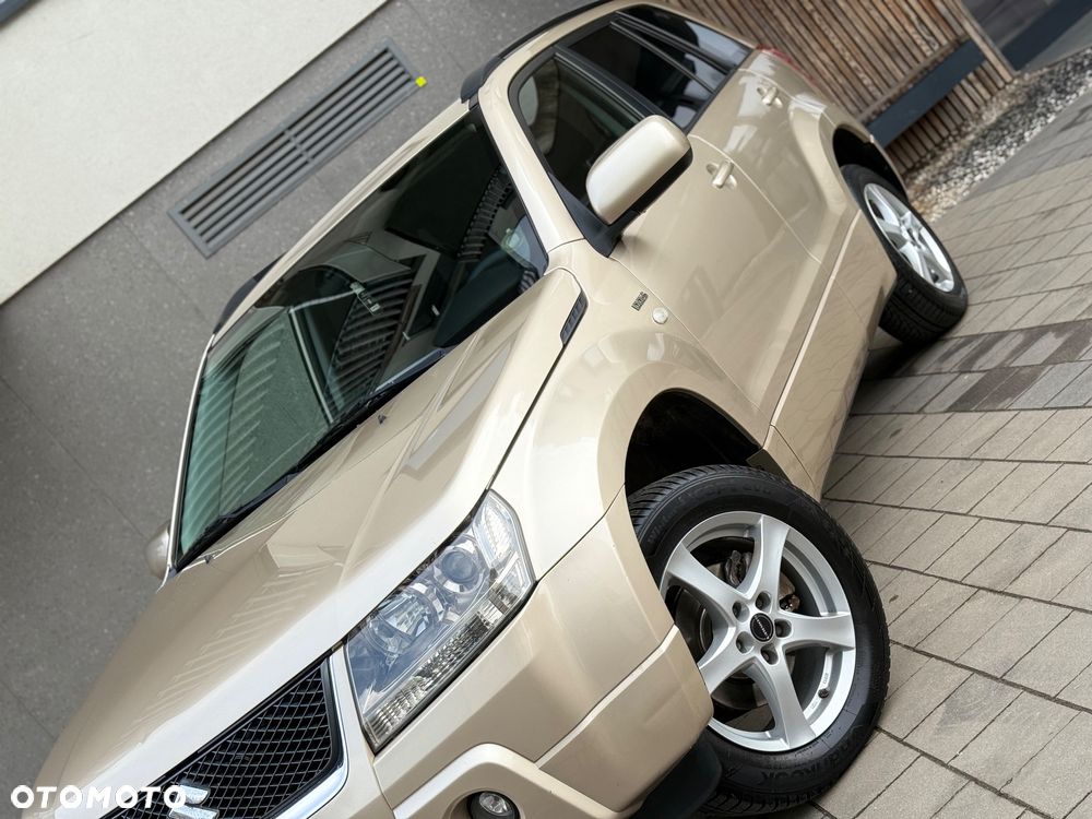 Suzuki Grand Vitara - 28
