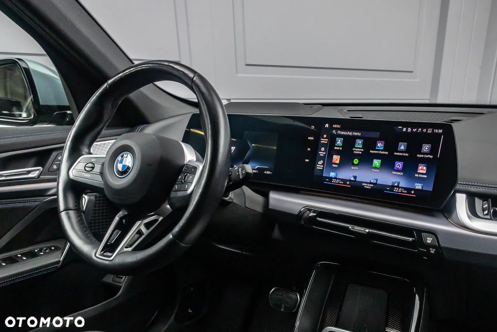 BMW iX1 xDrive30 66.5kWh M Sport - 31
