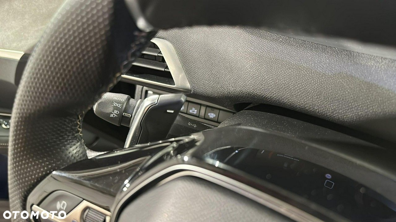 Peugeot 3008 - 24