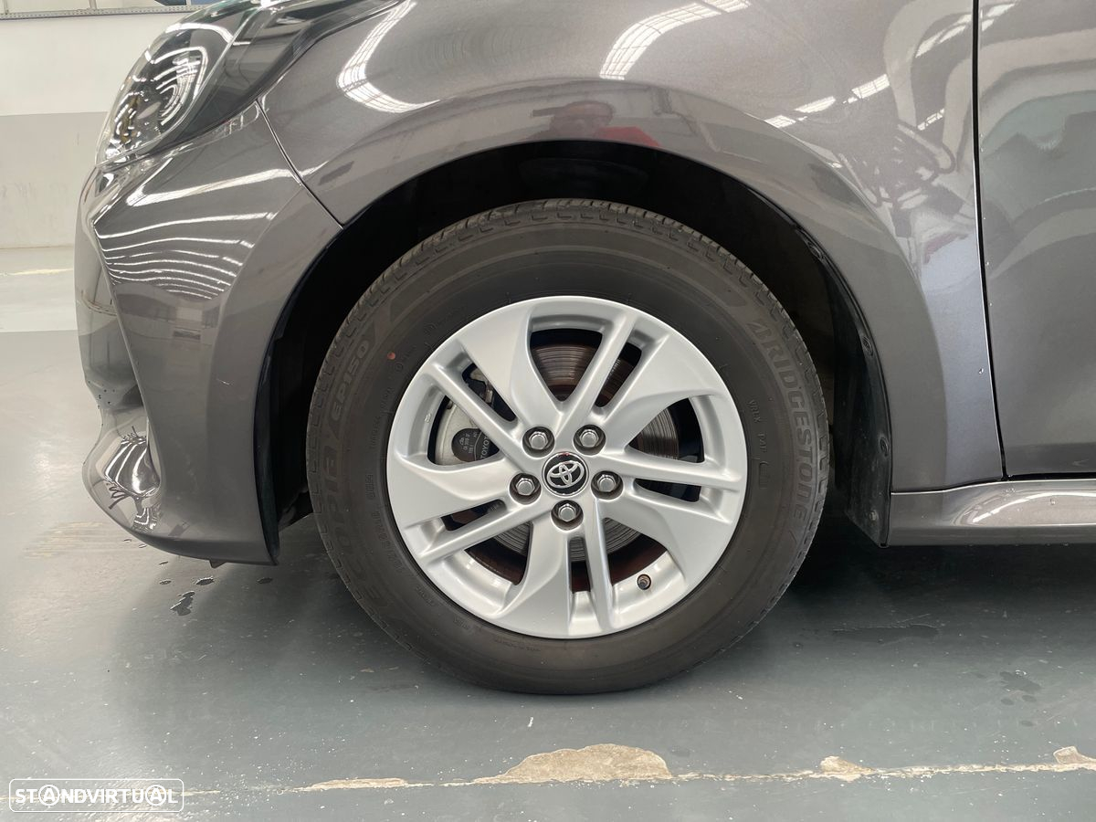Toyota Yaris - 12