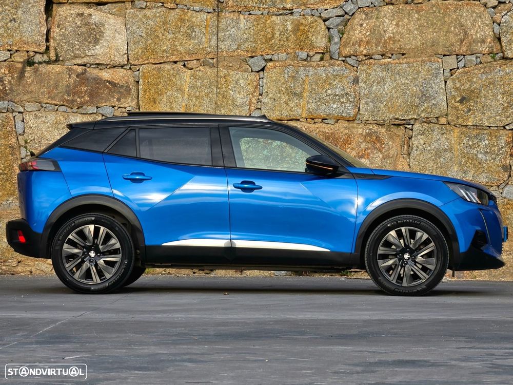 Peugeot e-2008 50 kWh GT - 18