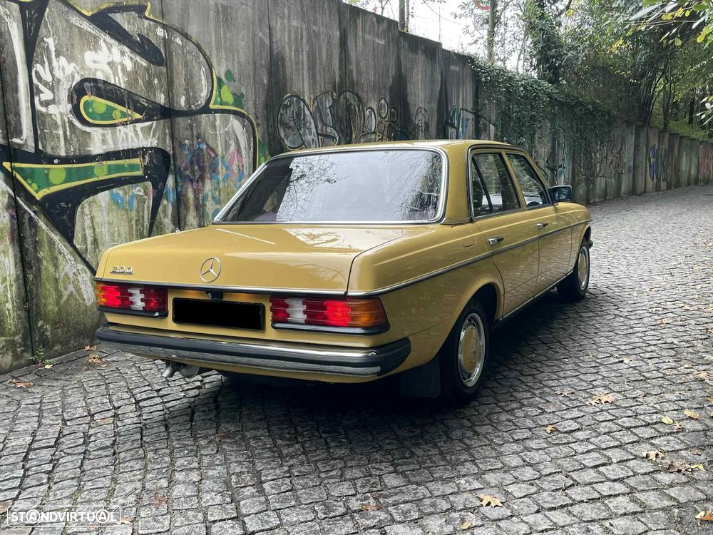 Mercedes-Benz E 200 - 29