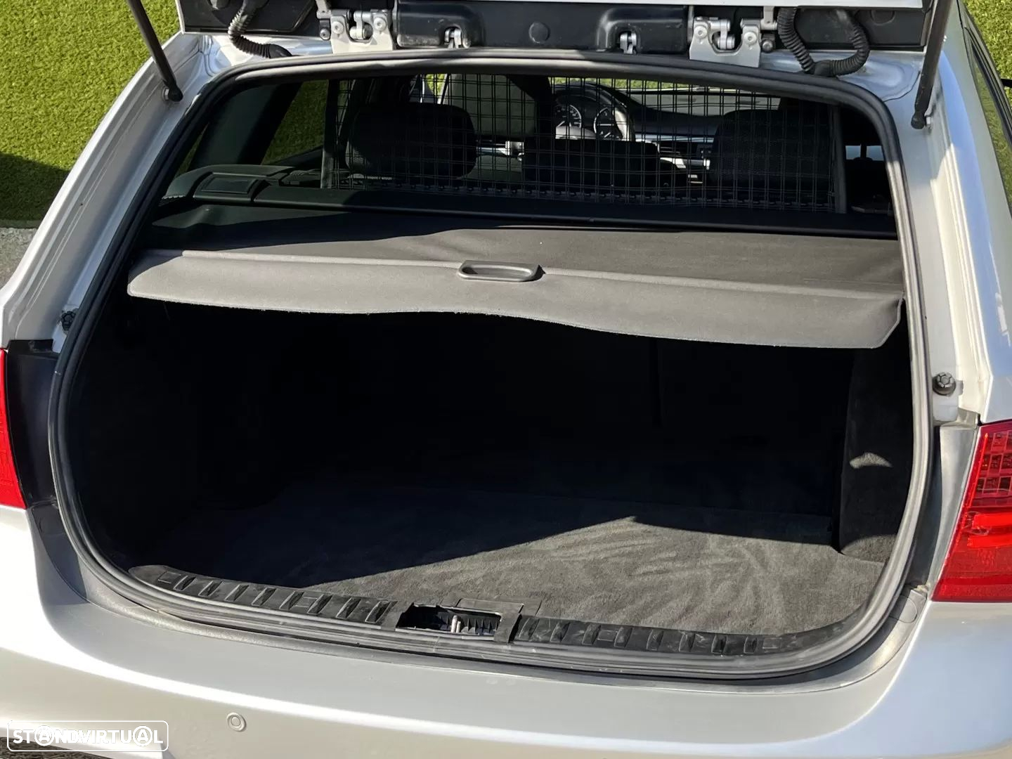 BMW 318 d Touring - 19