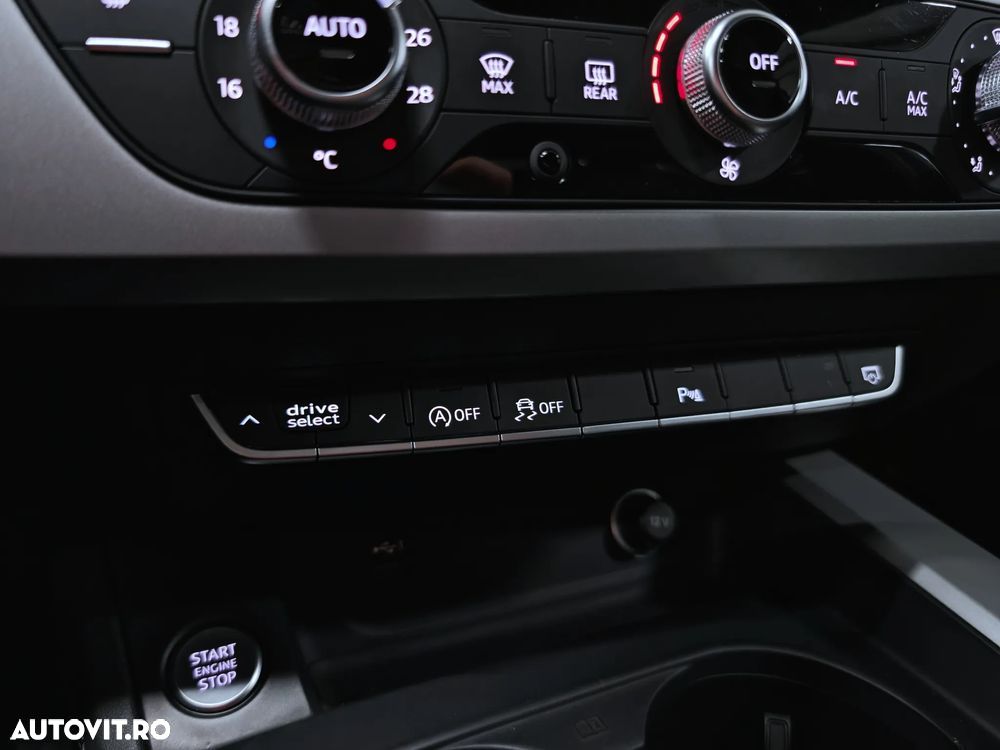 Audi A4 35 TFSI S tronic S line - 22