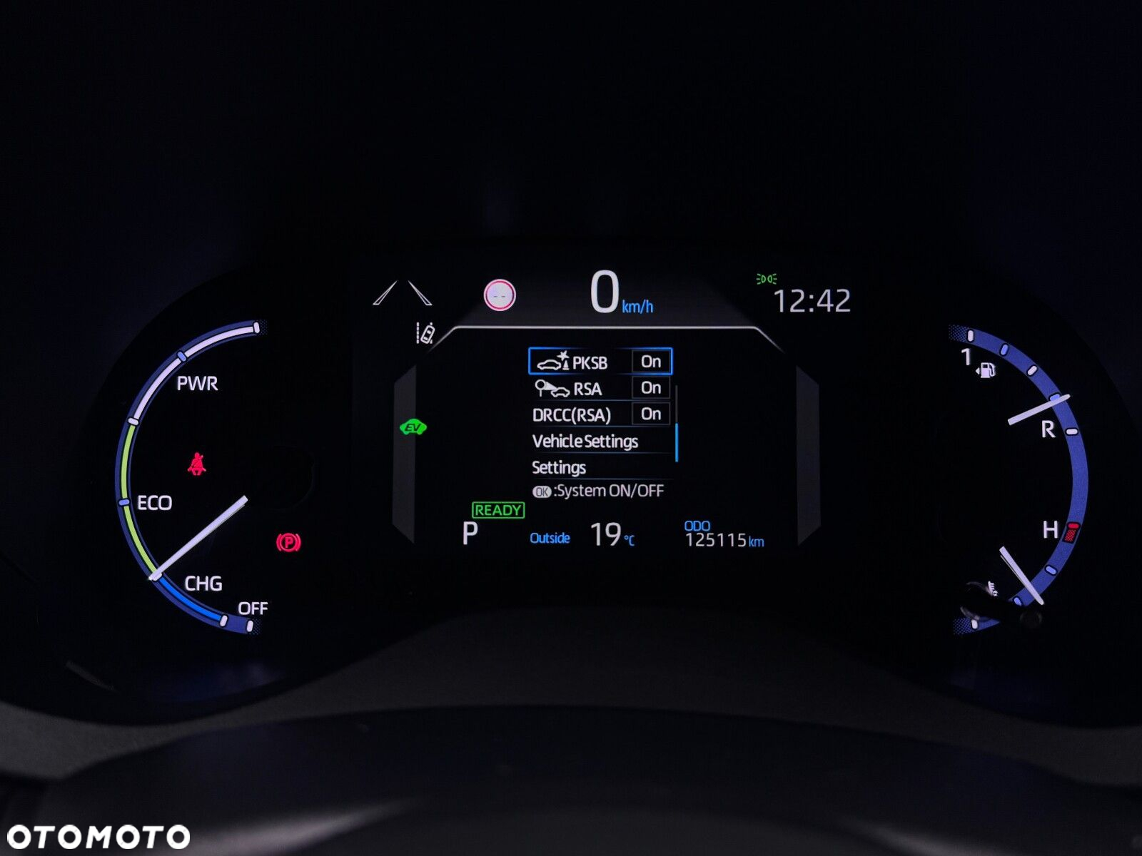 Toyota Yaris Cross - 25