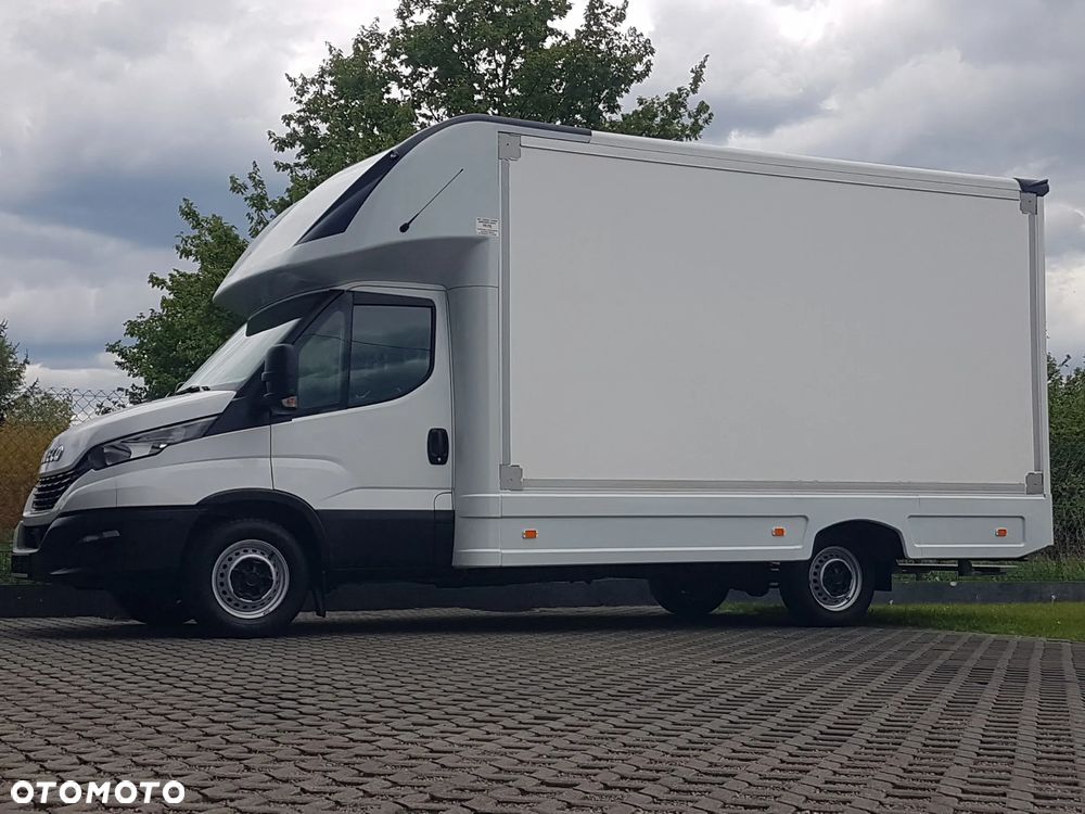 Iveco DAILY KONTENER NISKOPODŁOGOWY 4,43x2,23x2,42 SKLEP FOODTRUCK BAR KLIMA KONIOWÓZ KAMPER - 40