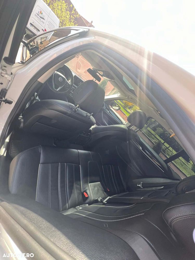 BMW Seria 5 530d xDrive AT - 10