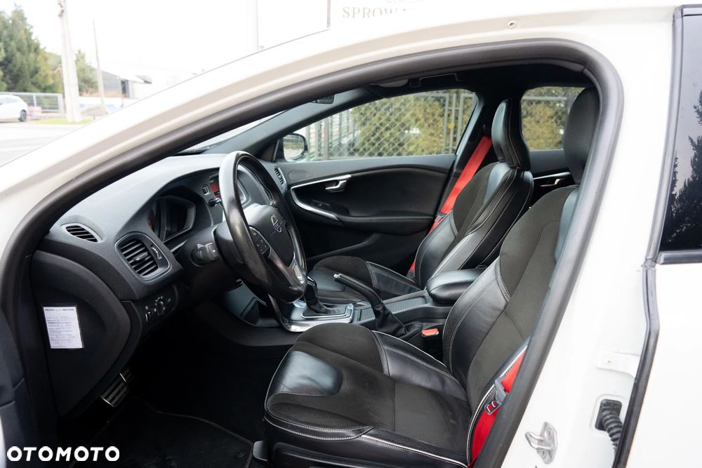 Volvo V40 T5 Geartronic RDesign - 8