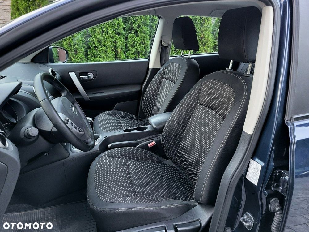 Nissan Qashqai - 10