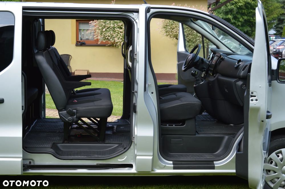 Opel Vivaro L2H1 2,9t Elegance Business - 35
