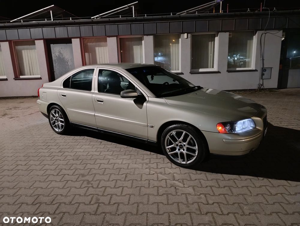 Volvo S60 2.4D Kinetic - 6