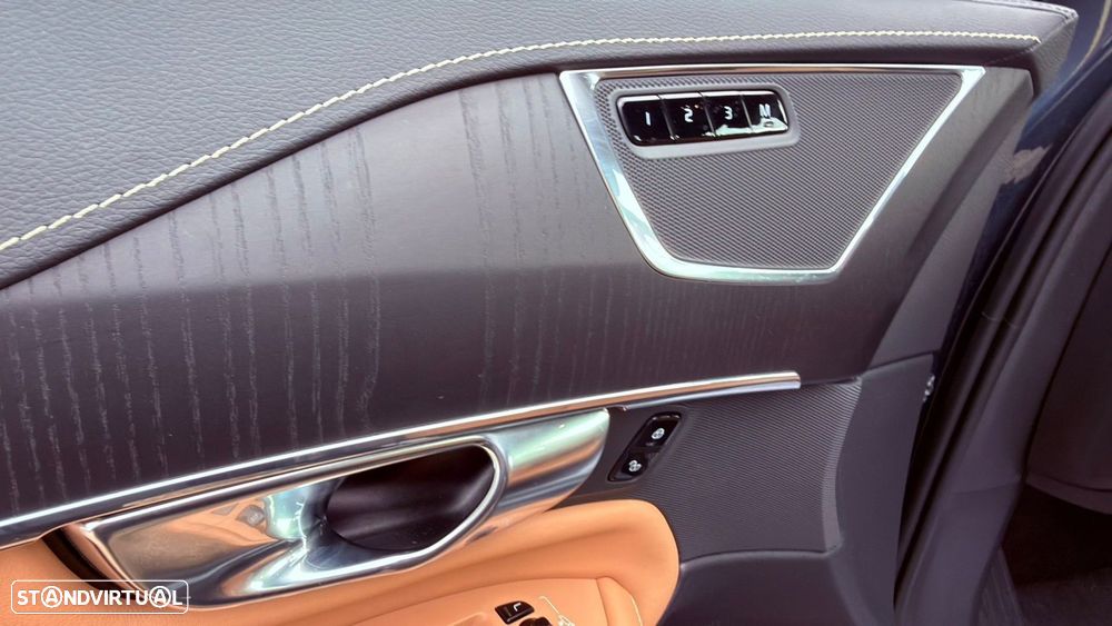 Volvo XC 90 2.0 T8 PHEV Inscription Expression AWD - 10