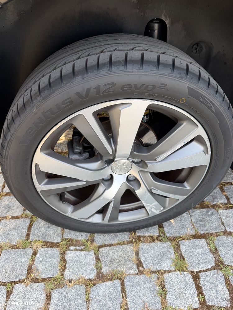 Peugeot 2008 1.6 e-HDi Allure - 16