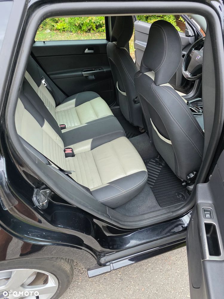 Volvo V50 - 8