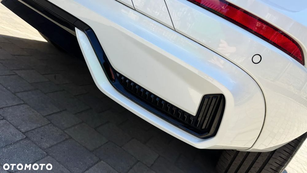 Volvo XC 60 B4 D AWD Plus Dark - 14