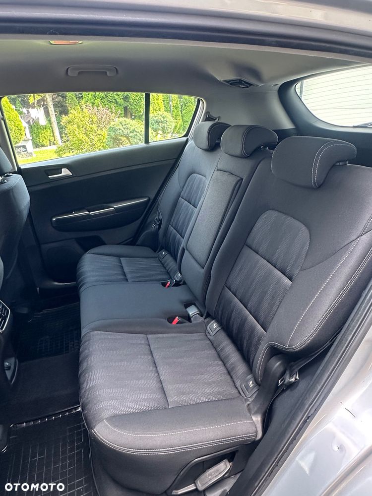 Kia Sportage 1.6 T-GDI Business Line 4WD - 29