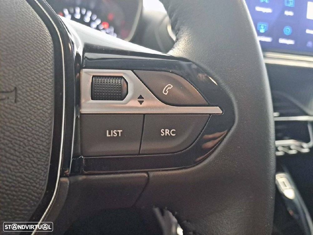 Peugeot 208 1.2 PureTech Active - 17