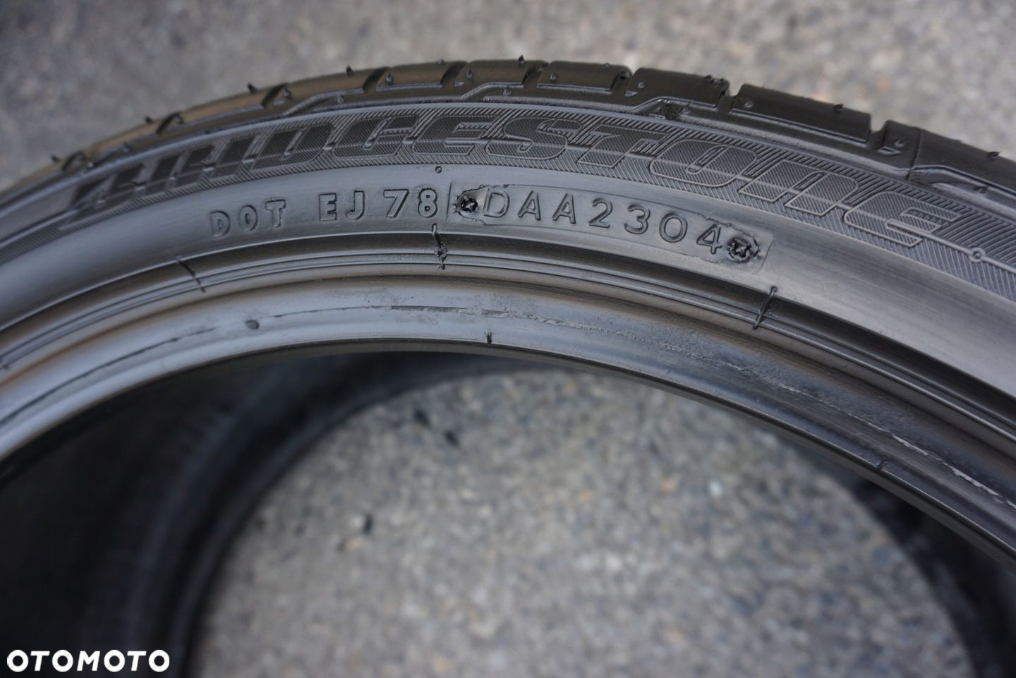Bridgestone Potenza RE050A 285/30R19 98Y L590 - 8