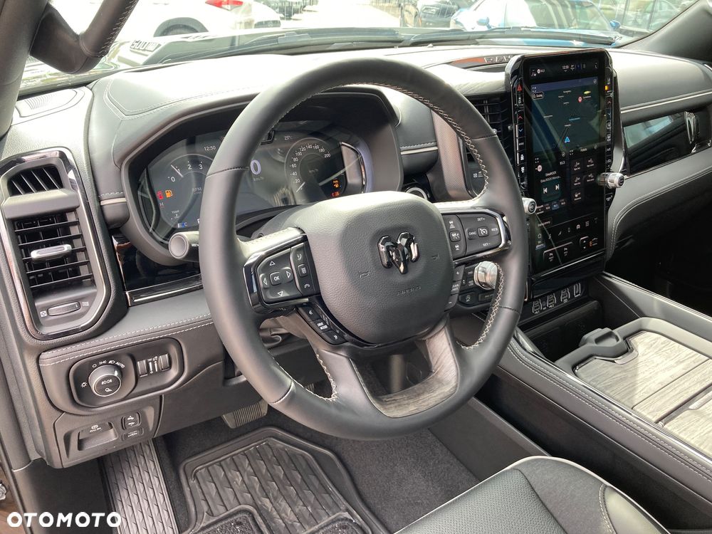 RAM 1500 - 14