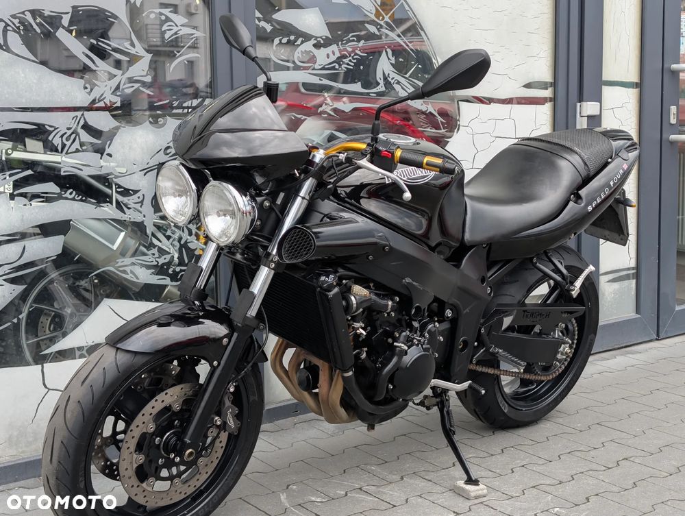 Triumph Speed Four - 1