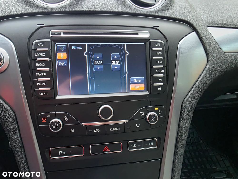 Ford Mondeo 2.0 T Titanium S - 12