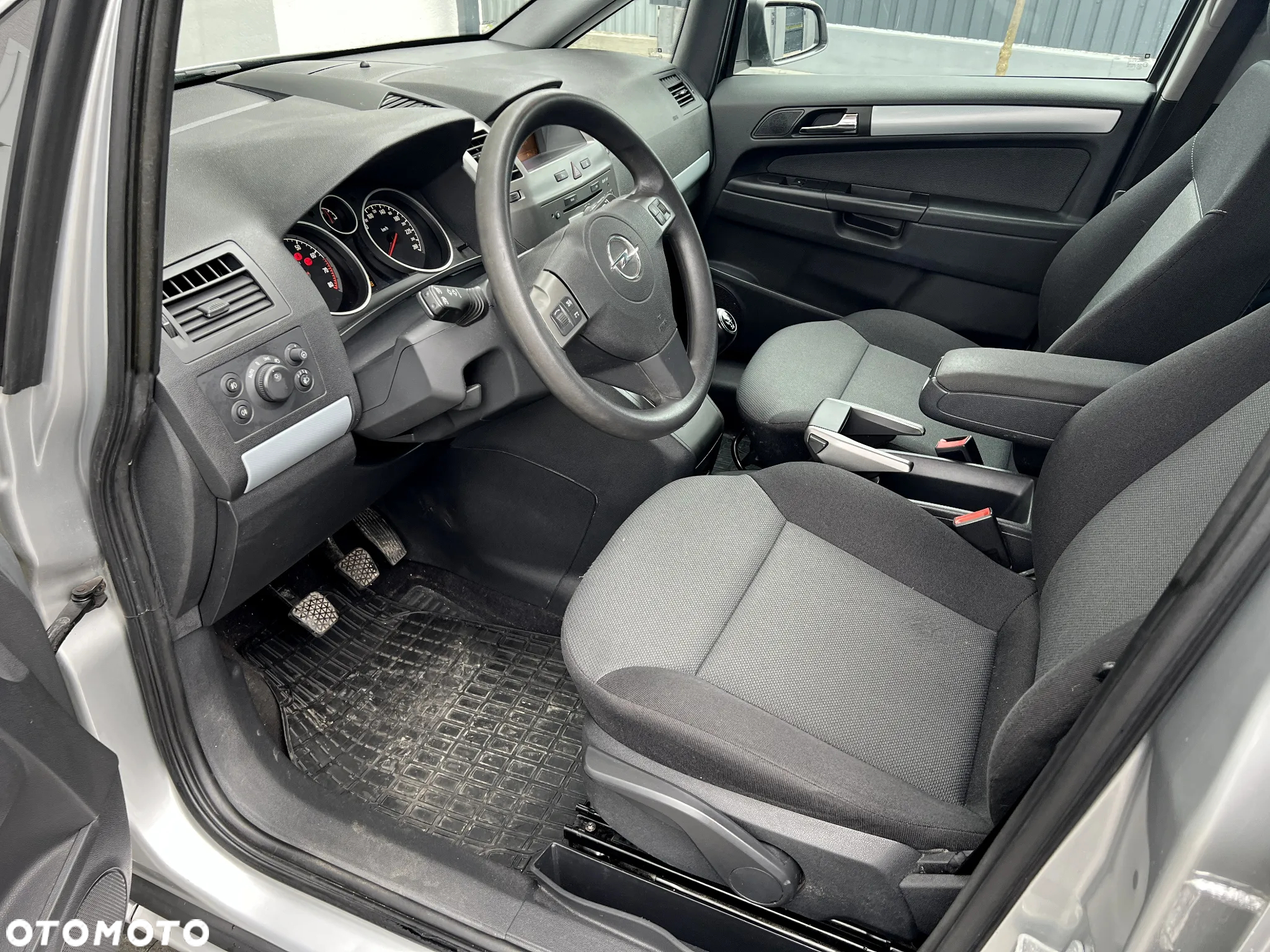 Opel Zafira 1.8 Edition - 8
