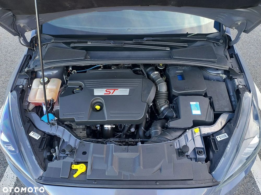 Ford Focus 2.0 TDCi ST - 17