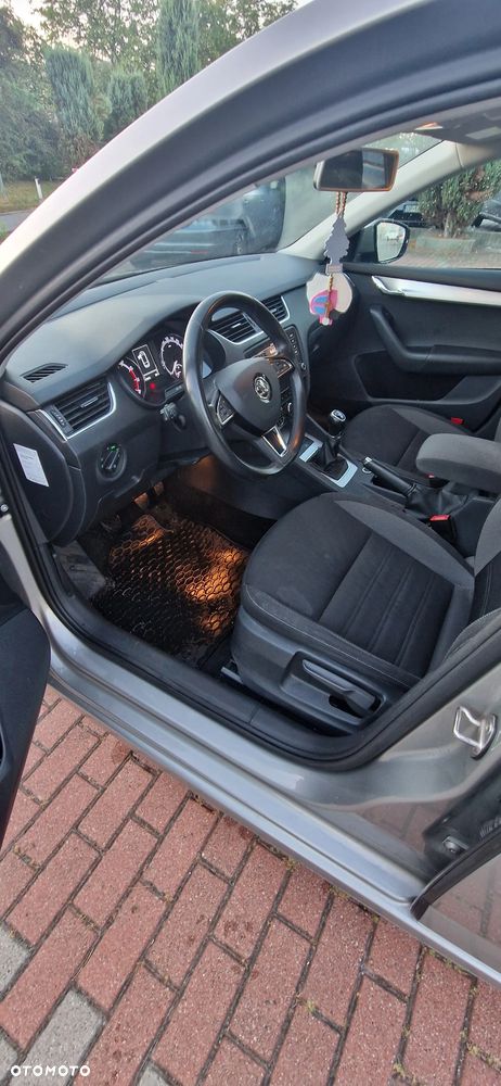 Skoda Octavia 1.5 TSI ACT Ambition - 6