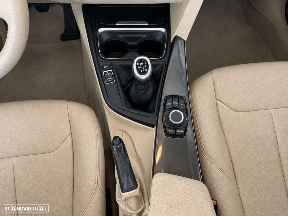 BMW 318 Gran Turismo d Line Modern - 17