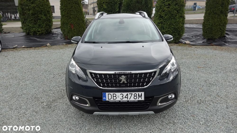 Peugeot 2008 1.2 Pure Tech Allure S&S - 2