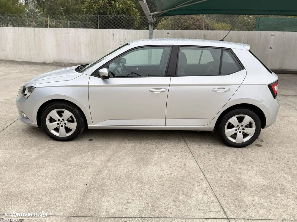 Skoda Fabia - 8