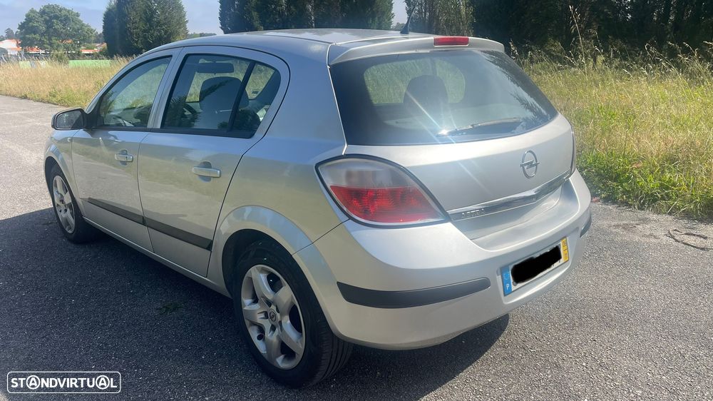 Opel Astra 1.3 CDTI Cosmo - 2